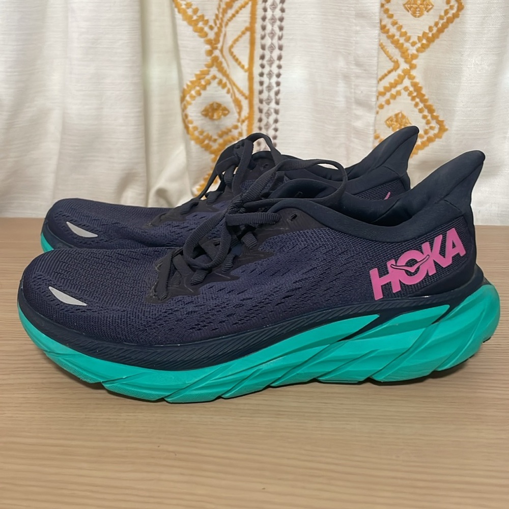 HOKA Clifton 8 Teal & Navy Blue - Gently Used